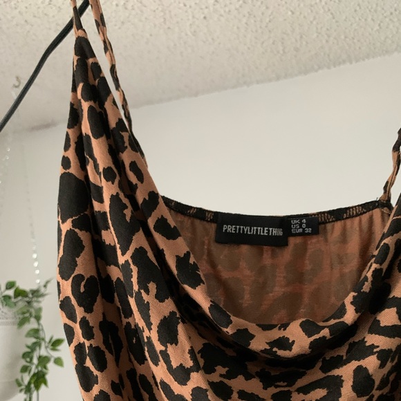 PrettyLittleThing tank top - Picture 3 of 3